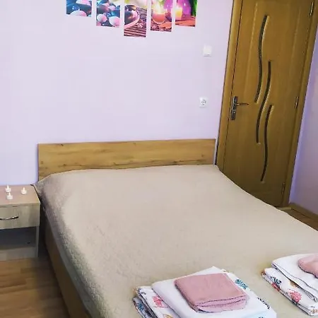 Lovely Center 1bd, 1bt Appartement *